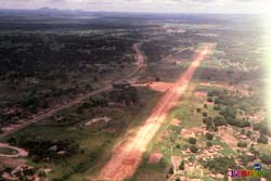 Ueberflug Landeplatz Mocuba